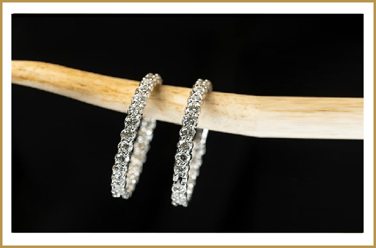 Add a Luxurious Touch to Your Look with Stunning Diamond Drop Earrings